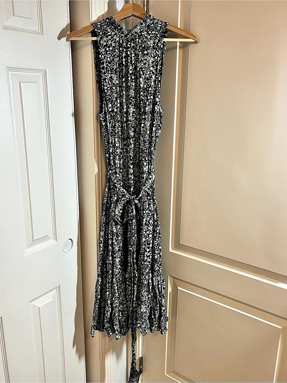 J.Crew High-neck tie-waist midi dress Floral Maxi Dress Black & Yellow Size 10